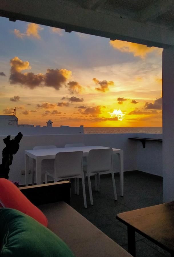 Bahia La Santa Apartments Lanzarote ภายนอก รูปภาพ